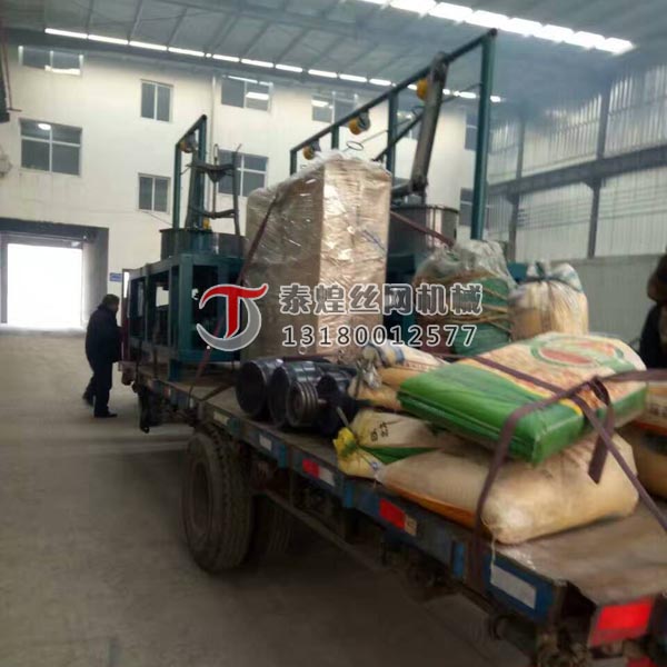 連罐滑輪拔絲機裝車發貨 - 安徽銅陵史先生